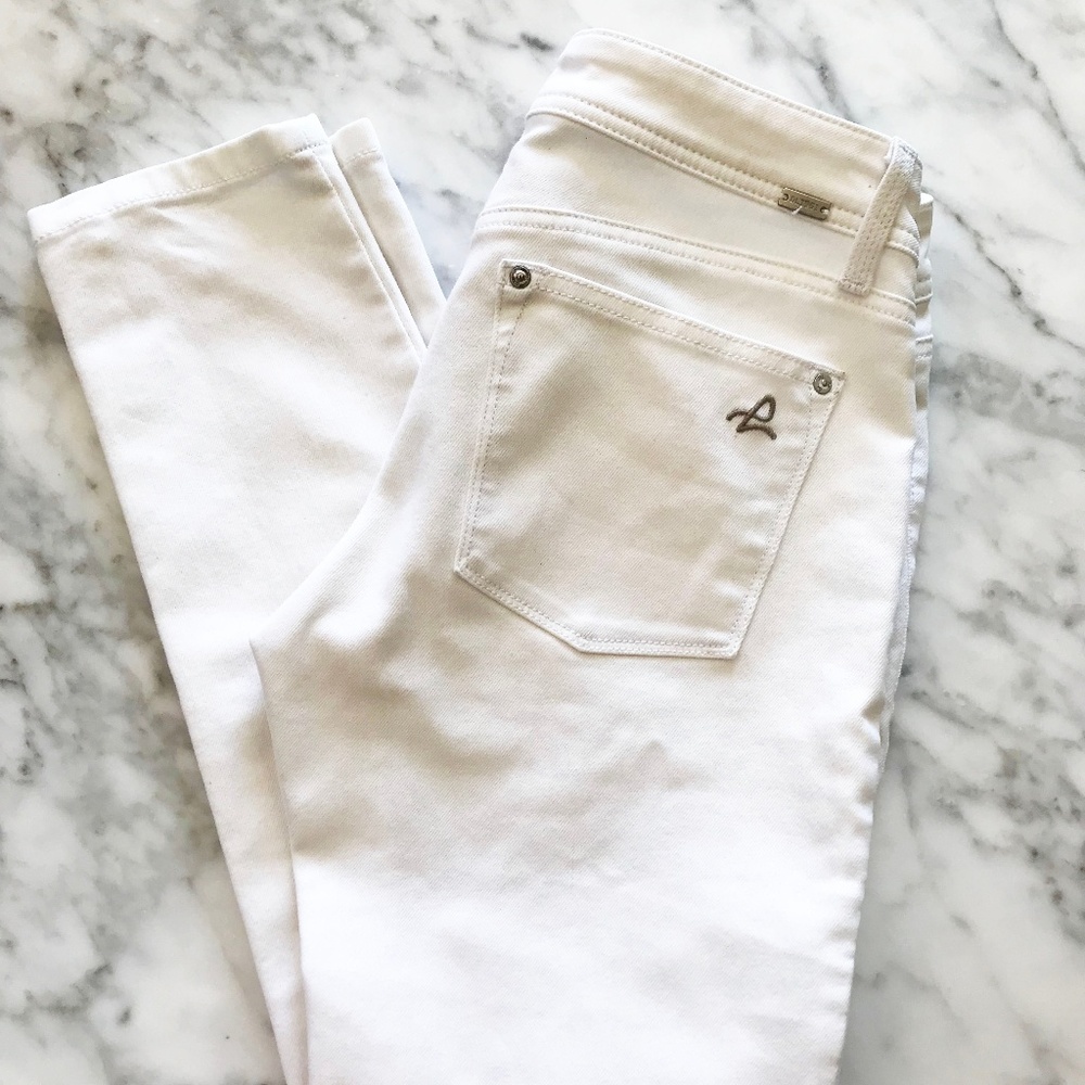 DL1961 Emma Legging Jean in Milk